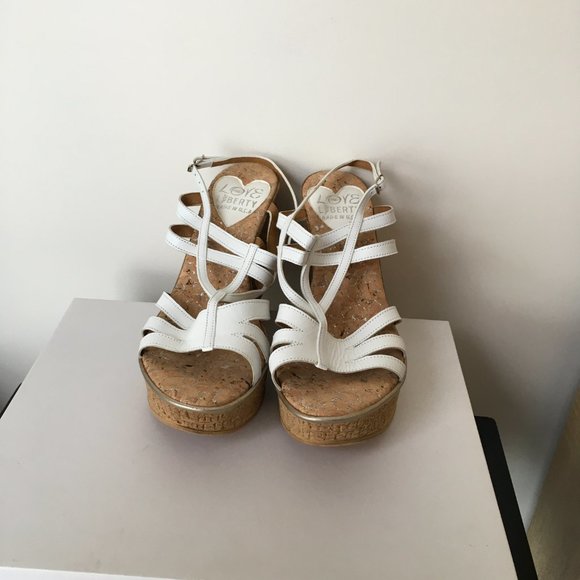 Love and Liberty Brooklyn White Platform Wedge Sandals Size 8 - Picture 4 of 4